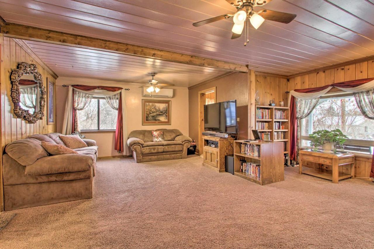 Cozy Home With Hot Tub Half Mi To Salmon River! Exterior foto