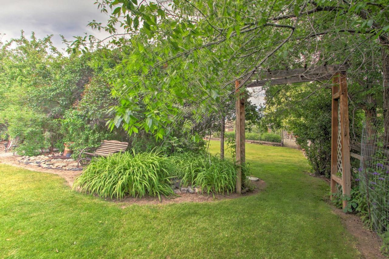 Cozy Home With Hot Tub Half Mi To Salmon River! Exterior foto
