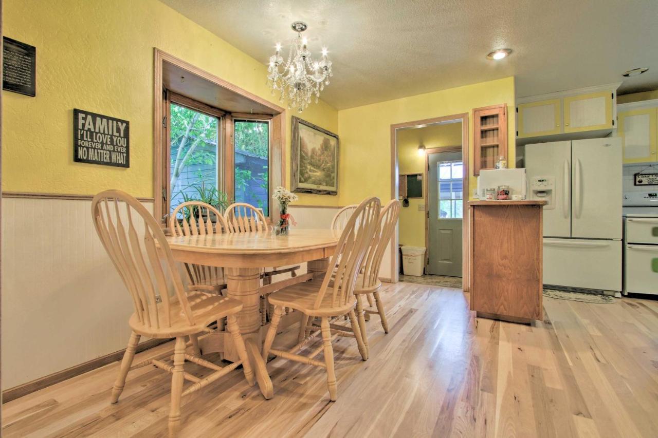 Cozy Home With Hot Tub Half Mi To Salmon River! Exterior foto