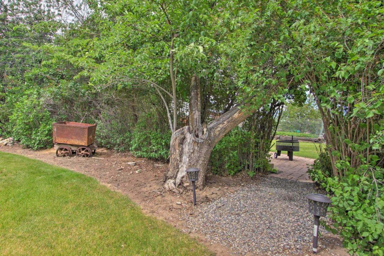 Cozy Home With Hot Tub Half Mi To Salmon River! Exterior foto